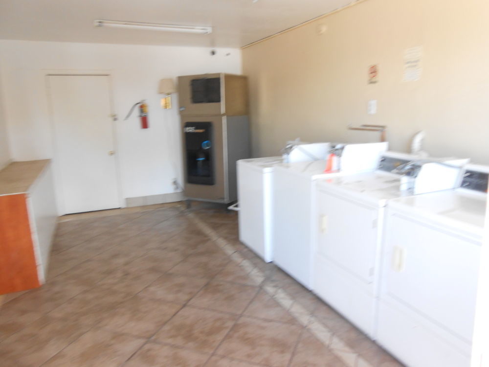 Extend-A-Suites Phoenix Extérieur photo